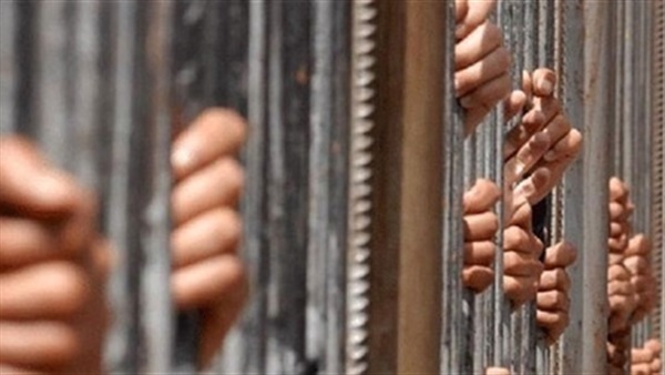 القبض على سائقين وميكانيكى لتعديهم على أمين شرطة وسرقة سلاحه
