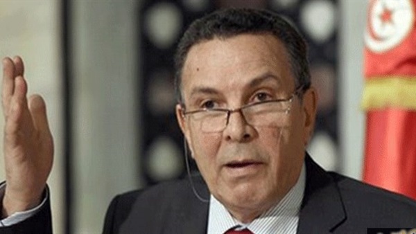 وزير الدفاع التونسي يلتقي رئيسة معهد الولايات المتحدة للسلام