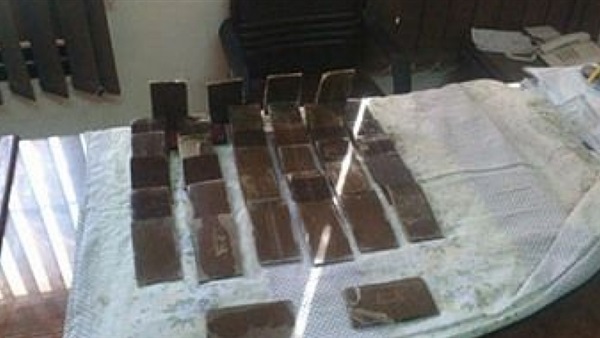 ضبط 200 طربة حشيش بحوزة عاطل فى برانى
