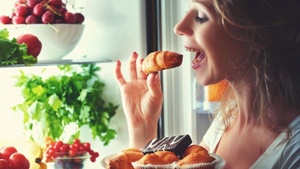 11 سببًا لإحساسك بالجوع طوال اليوم