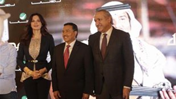 بالصور.. انتهاء المؤتمر الصحفي للنجم محمد عبده