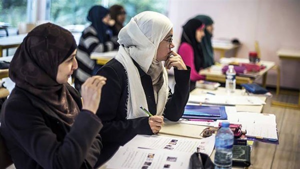 وثيقة تنصح التلاميذ المسلمين بكسر صيامهم أثناء الإمتحانات ببريطانيا
