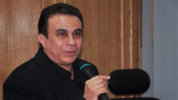 علاء وحيد:« قرار قيد 30 لاعب يخدم مصلحة الأهلي والزمالك»