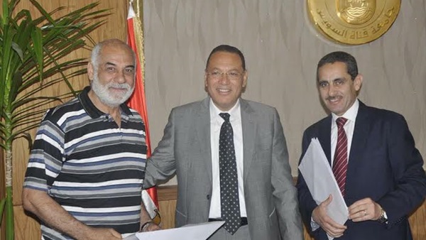 بالصور..مجلس جامعة القناة يكرم مديري رعاية الشباب
