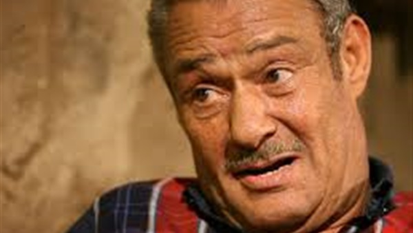 فاروق الفيشاوي ينتهي من «رأس الغول» خلال أيام
