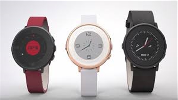 شركة «Pebble» تطرح الجيل الجديد من ساعاتها الذكية