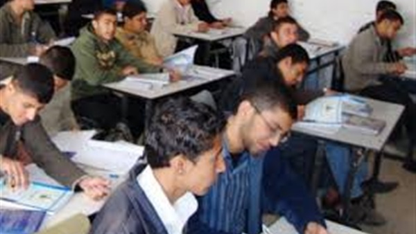 بدء أعمال تقدير درجات امتحانات اعدادية السويس