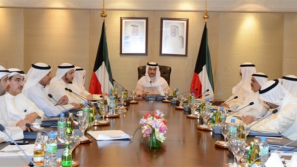 الحكومة الكويتية تلبي طلبات عمال قطاع النفط