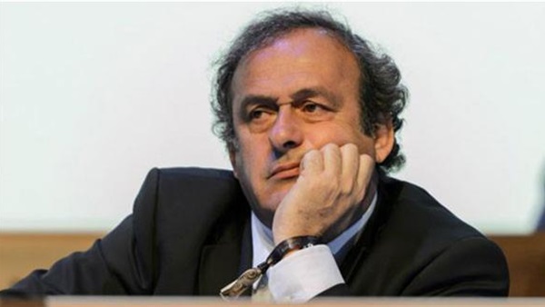 تجدد آمال «بلاتيني» في الترشح لرئاسة «فيفا»