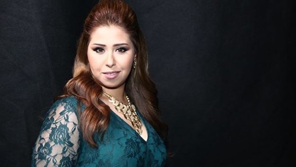 إيناس عزالدين تكشف عن مرضها