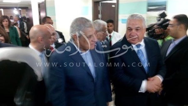 توزيع  2979 قطعة ملابس عسكرية على طلاب مدارس الدقهلية 