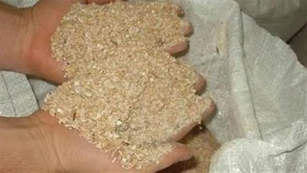 ضبط 12 طن سمسم و8 طن نخالة خشنة مجهولة المصدر بالسادات