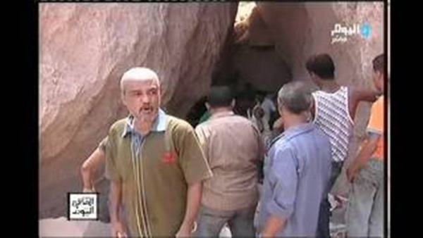 بالفيديو.. عمرو أديب: «السيسي افتتح إعجازًا جديدًا في الأسمرات»