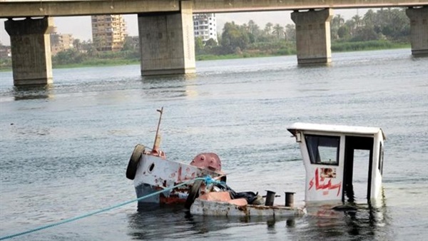 «الوزراء» يمنع سير الصنادل بـ «نيل القاهرة»