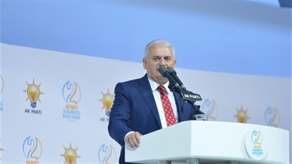 رئيس وزراء تركيا يعرب عن استيائه من احتمال اعتراف ألمانيا بإبادة الأرمن