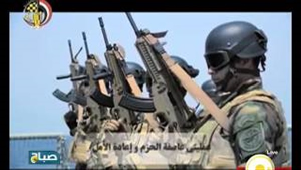 بالفيديو.. "عز الدين" يهنئ المصريين بعيد القوات البحريه
