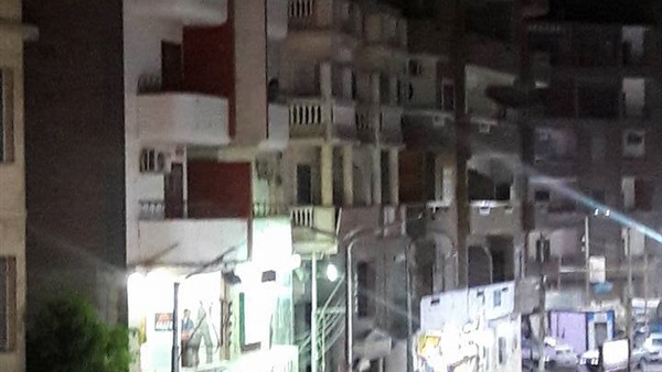 بالصور.. السيطرة على حريق نشب فى شقة سكنيه بأسيوط 