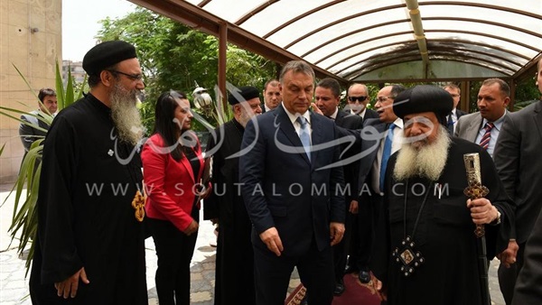 بالصور رئيس وزراء المجر يزور الكاتدرائية بالعباسية 