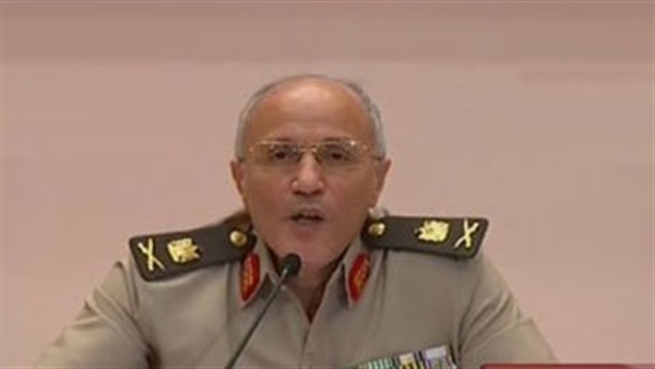 وزير الدولة للإنتاج الحربي يجري مباحثات مع نظيره الدفاع المجري