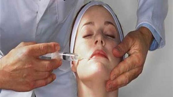 صحيفة: هيئة الصحة البريطانية تنفق الملايين على جراحات التجميل