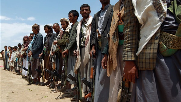 مقتل 12 شخصا وإصابة 57 في قصف ميليشيات الحوثيين على تعز باليمن