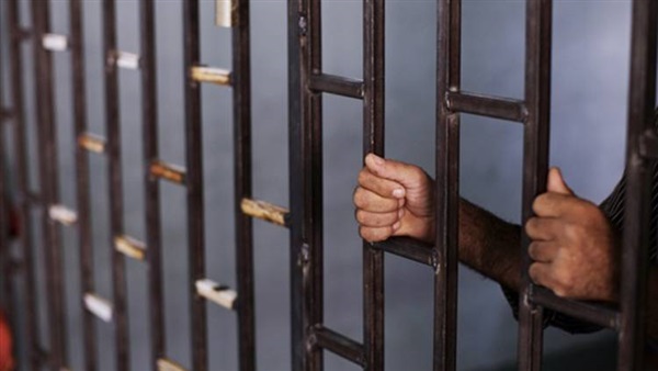 ضبط متهم ونجله هاربين من حكم إعدام في السويس