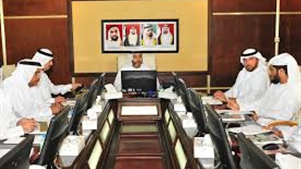 «الإفتاء الإماراتية»: مفطر من أكل وشرب لحظة سماع أذان الفجر