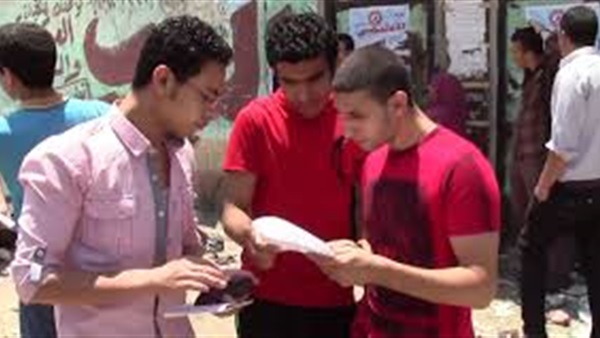 تباين ردود أفعال طلاب الدقهلية حول مستوى مادتي الوطنية والإحصاء