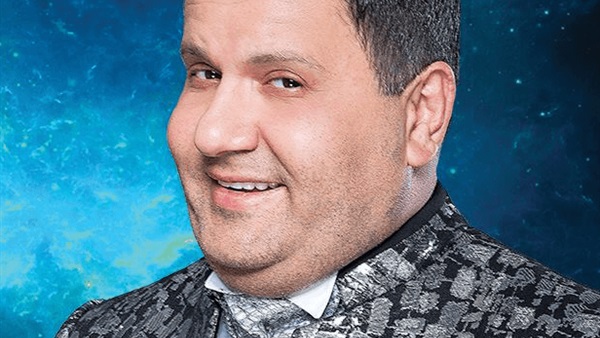 «إدوارد» يتواصل مع جمهوره عن طريق الـ«فيديو لايف» 