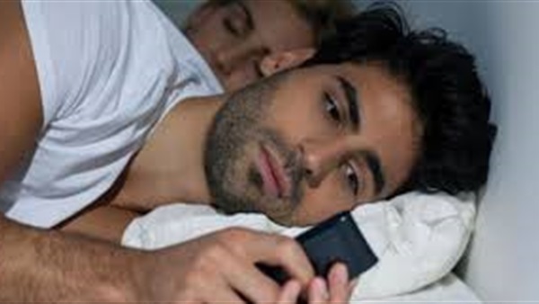 4 إشارات تؤكد عدم محبة الرجل لزوجته