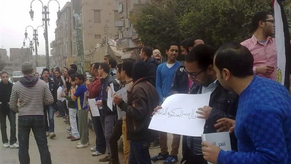موظفوا المحليات فى المنيا على «كف عفريت».. قضوا ستة سنوات عمل والإدارة تطالبهم بالإختبار لتعينهم.. استغاثات لرئيس الوزراء بسرعة التدخل.. ومطالبات بنقلهم على درجات دائمة وتحويلهم من «بند 2-3»