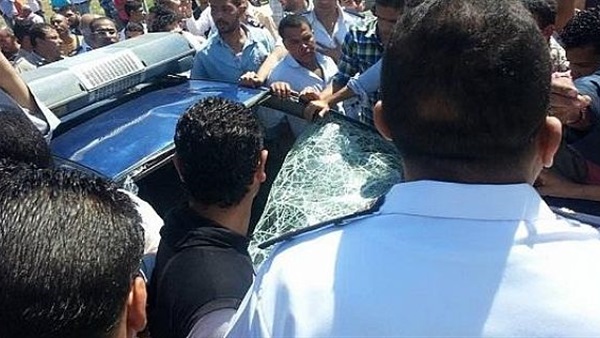 دفاع «بائع الورد» يطالب بإعلان وزير الداخلية بالتعويض المدني