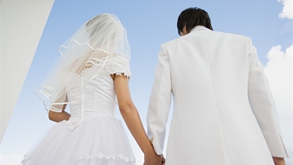 بعد زواجها من رجل اكبر منها بـ30 عاما.. توفيت ليلة الزواج