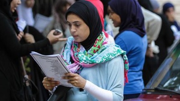 شكاوى من امتحان الفيزياء في كفر الشيخ 