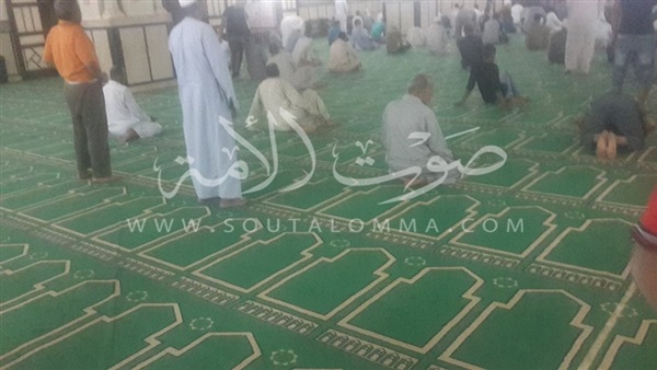 بالصور.. رفع آذان العشاء من مسجد النصر بالمنصورة