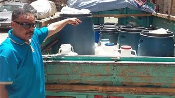 بالصور.. ضبط 4000 لتر «بوظة» غير صالحة للاستخدام في سوهاج