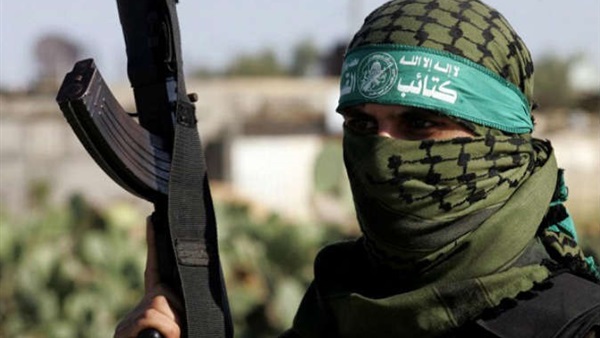 موقع إسرائيلي: قيادي بحماس يهرب إلى تل أبيب بخرائط تفصيلية لأنفاق غزة