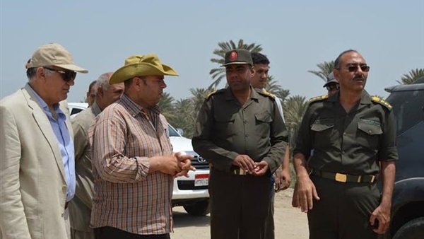 بالصور..القوات المسلحة تشرف على عمل كورنيش في كفر الشيخ