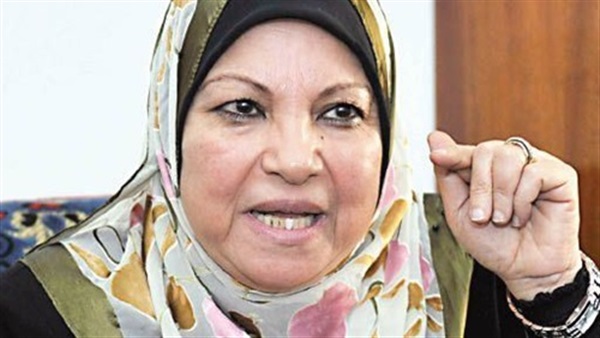 بالفيديو.. سعاد صالح تستنكر الأسماء الغريبة على «فيسبوك»