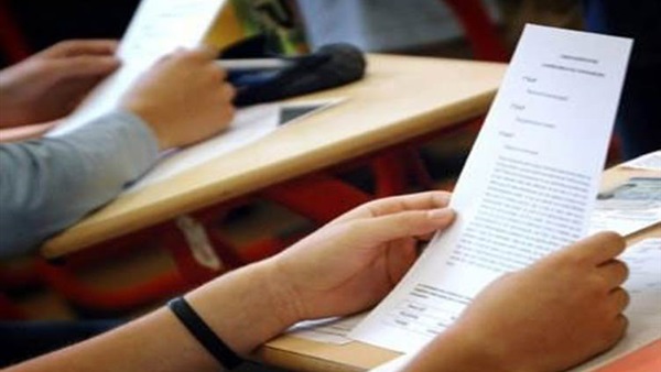 «التعليم»: ضبط 22 حالة غش بالكيمياء والفلسفة لطلاب الثانوية العامة