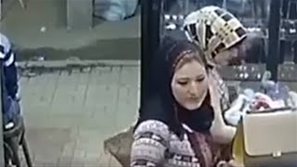 بالفيديو.. أغرب عملية سرقة بالإسكندرية