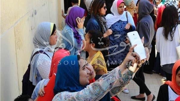 أراء متباينة بين طلاب الثانوية العامة بالإسكندرية حول الامتحانات