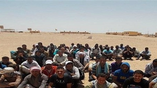 إحباط محاولة هجرة غير شرعية لإيطاليا لـ56 شخصًا