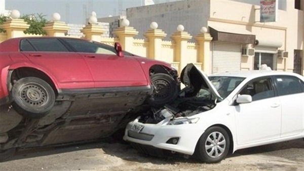 تصادم 3 سيارات أعلى الطريق الدائري في قليوب