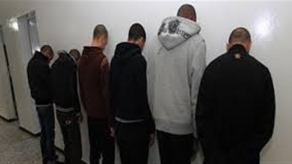 مباحث المنصورة تضبط تشكيل عصابي لاختطاف سائقي التوك توك وقتلهم 