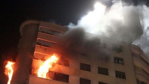 بالصور.. مصرع سيدة في حريق نشب بشقة سكنية بالإسكندرية