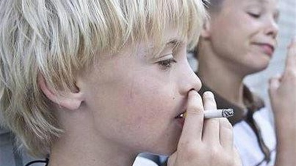 دراسة: النشأة فى بيئة فقيرة يزيد من مخاطر التدخين المدمرة