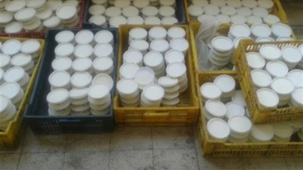 ضبط مصنع زبادى الباشا لاستخدامه علامة تجارية غير مسجلة