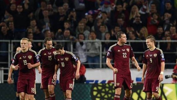 سمولوف ودزيوبا يقودان هجوم روسيا أمام ويلز