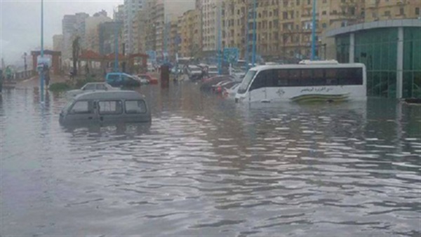 نيابة الإسكندرية تقرر استدعاء رؤساء «الصرف والكهرباء والأحياء» للتحقيق
